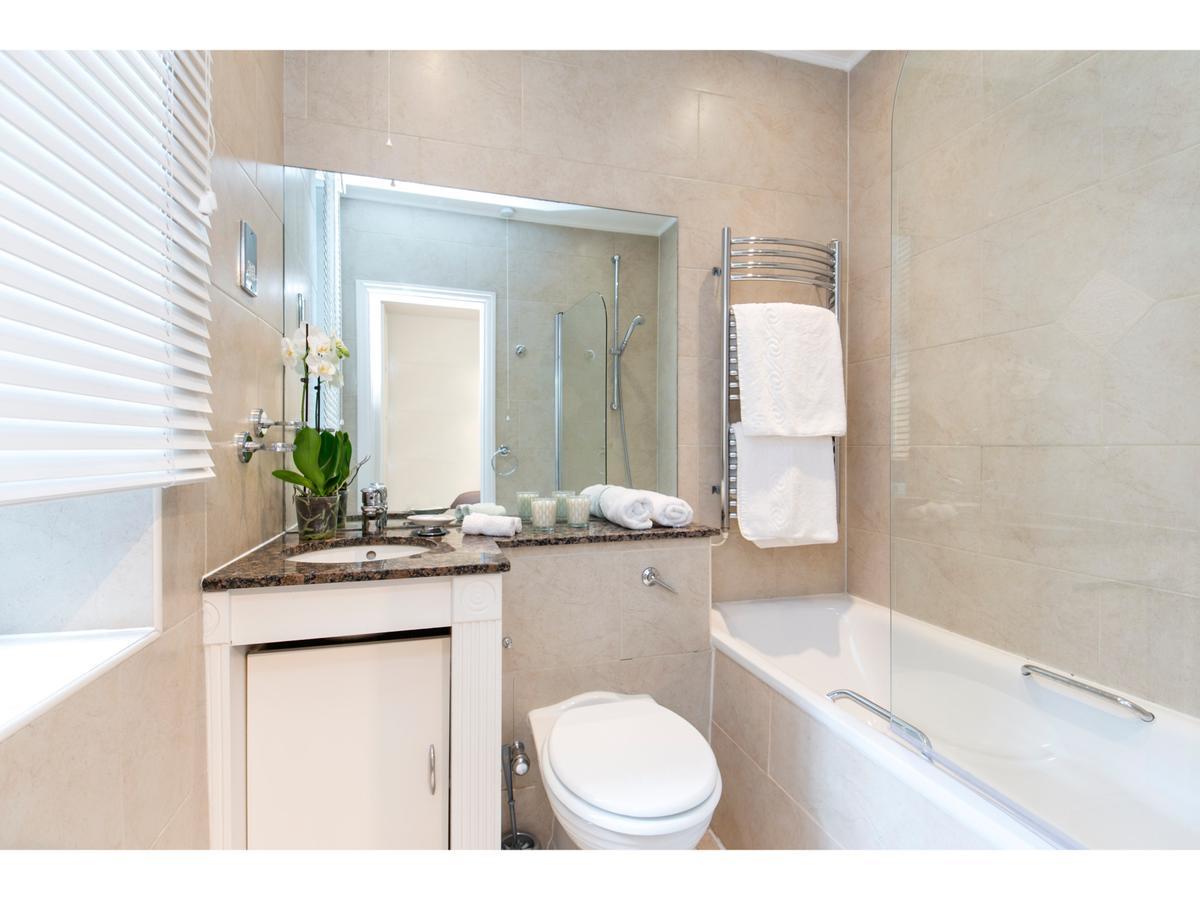 Fitzrovia Serviced Apartments Лондон Екстер'єр фото